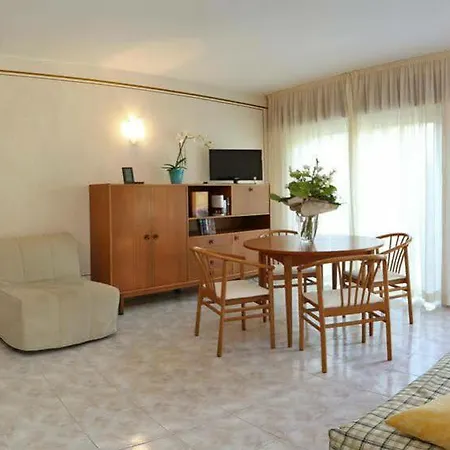 Residential Park Apartment *